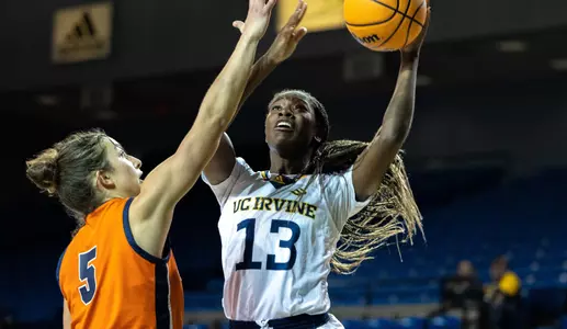 deja-lee-wbb-2023-ucsd-lbsu-preview