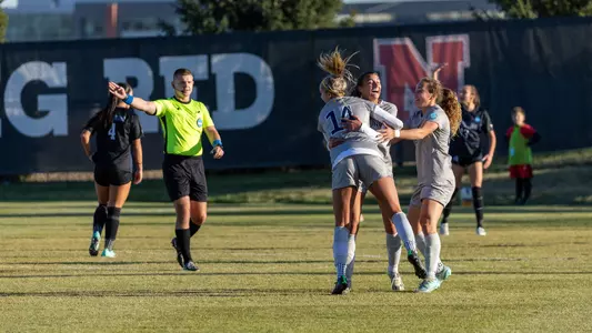 emilie-castagna-gianna-creighton-lilli-rask-uci-wsoc-2023-gonzaga-ncaa-third-round