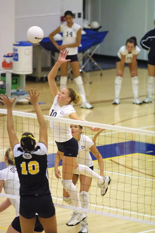 Kelly-Wing-WVB-2003