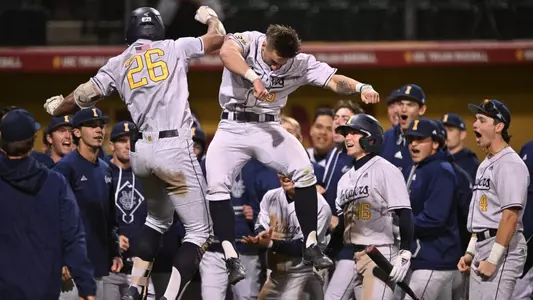 chase-call-caden-kendle-uci-bsb-2023-usc-celebration