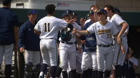 myles-smith-uci-bsb-2023-cal-state-fullerton-team