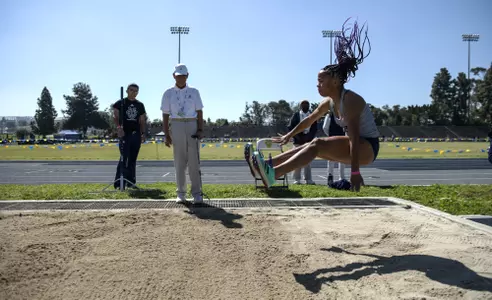 reyna-johnson-wtrack-2023-long-jump-beach-invite-saturday-recap