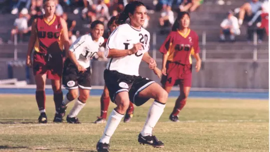 simone-ferrara-uci-wsoc-2023-alumni-spotlight-womens-world-cup-new-zealand