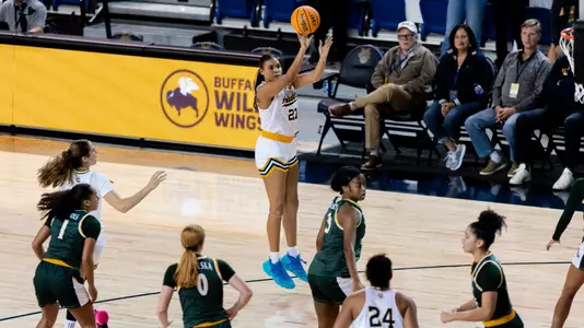 olivia-williams-wbb-2024-cp-ucr-preview