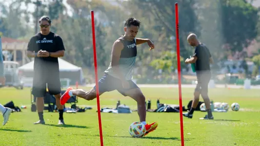 mario-anaya-kim-uci-2024-training-exhibition