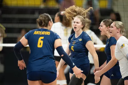 UCI Women’s Volleyball vs Long Beach State