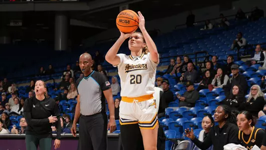 hunter-hernandez-wbb-2025-lbsu-recap