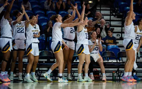 wbb-2025-bench-vs-csun