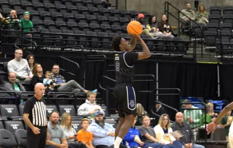 Jovan-Jester-Jr.-MBB-25-26