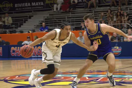Andre-Henry-MBB-25-26