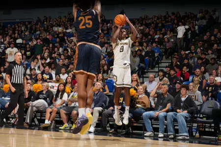 Jovan-Jester-Jr.-MBB-25-26