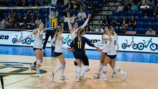 Photo by Shayne Gray