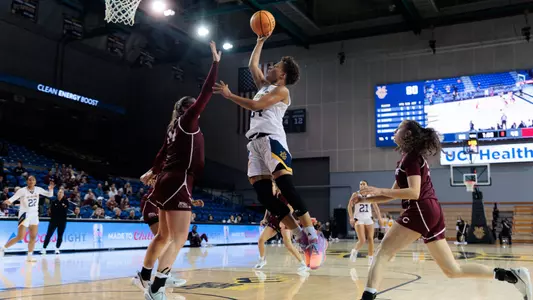 naomy-zonzon-wbb-2025-ucr-csun-preview