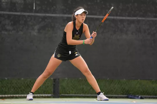 yen-nhi-nguyen-wtennis-2025-anteater-of-the-week