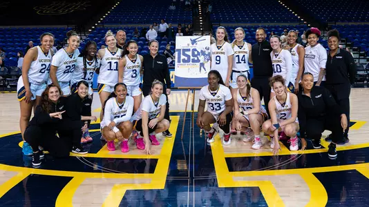 coach-t-wins-record-wbb-2025