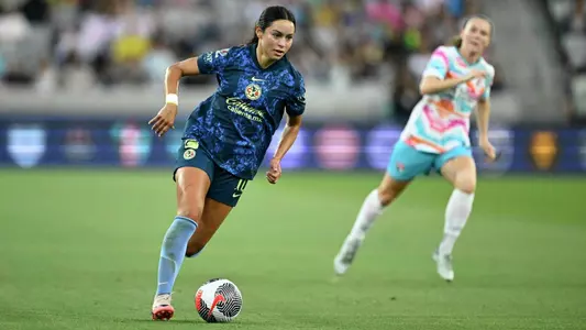 scarlett-camberos-uci-wsoc-2025-clubamerica-proanteaters