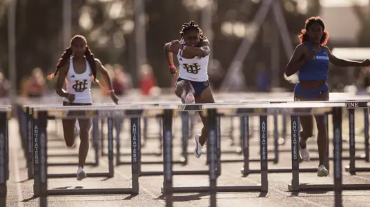 jazzmine-davis-wtrack-2025-ucr-preview