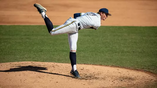 riley-kelly-uci-bsb-2025-longbeachstate-ucdavis