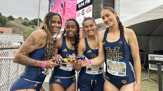 wtrack-2025-4x400-school-record