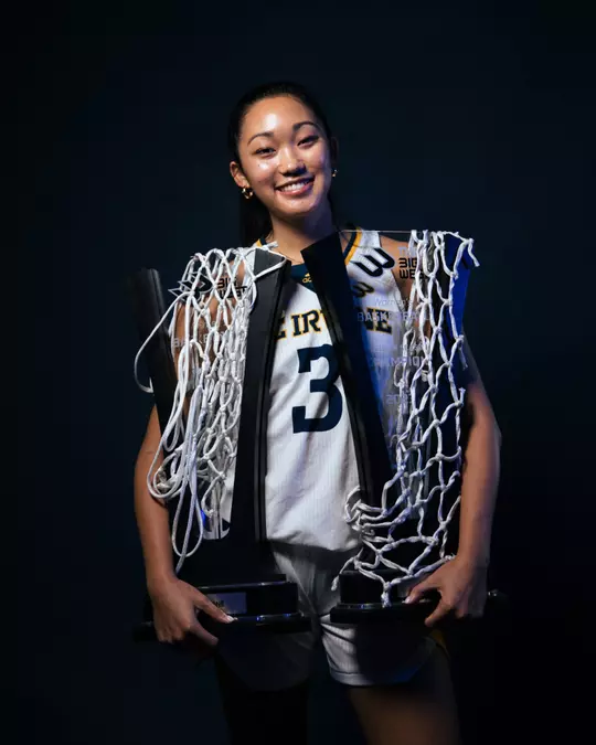 nikki-tom-wbb-2025-trophies