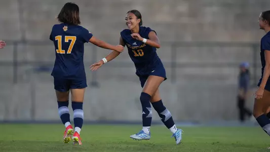 fiona-shin-uci-wsoc-2025-lmu-grandcanyon