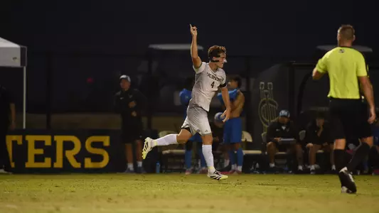 nolan-dicenzo-uci-msoc-2025-ucla