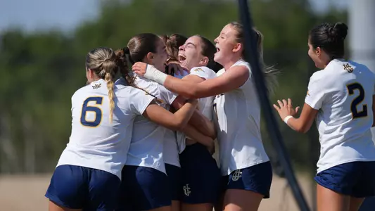 ivy-williams-ella-colombini-mia-clara-samson-suus-debakker-uci-wsoc-2025-washingtonstate