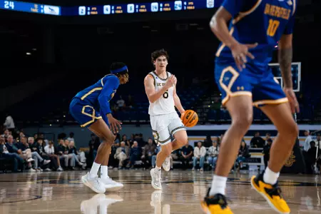 Tama-Isaac-MBB-25-26