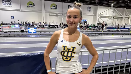 halle-sutherland-indoor-2026-200m-school-record