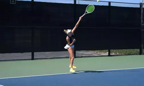 Lyna serve