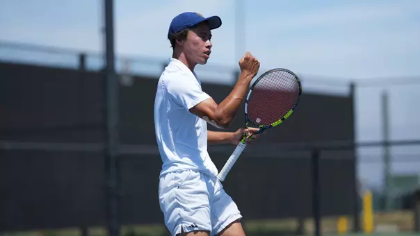 Hiroki Sakagawa celebrates on the tennis court