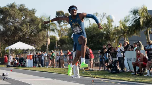 Action photo of Kenechukwu Okonkwo in the triple jump