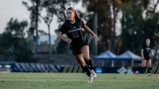 Oona Hartman plays in an exhibition match for UCI soccer vs. Arizona