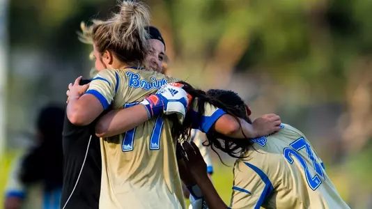 Courtney Proctor, Katelyn Rowland and Gabbi Miranda