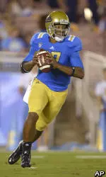 No. 19 UCLA Football Falls to Oregon State, 27-20