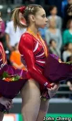 Larson, U.S. Women Win Silver Medal At World Championships