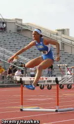 Thompson Advances to 400m Hurdles Final at NCAAs