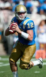 Bruins Fall to No. 1 Oregon