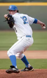 No. 5 UCLA Baseball Outlasts No. 17 Arizona, 6-3, in 10 Innings