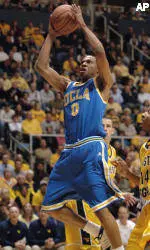 Bruins Celebrate Another Successful Year at Awards Banquet