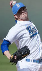 No. 1 UCLA Baseball Defeats Oregon, 5-1, in Sunday's Series Finale