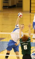 Volleyball Wins Opening Match in Hawai'i Invitational
