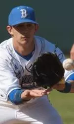 UCLA Baseball Edged by No. 7 UC Irvine, 6-5, in 10 Innings