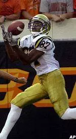 UCLA Drops OSU Behind Paus, Defense