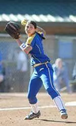 Softball Begins Second Half of Pac-10 Schedule in Oregon