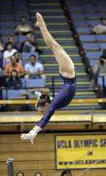 Richardson, Peckett Named To Pac-10 All-Academic Gymnastics Team