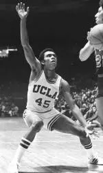 Bruin Alumnus Andre McCarter To Be Inducted Into Philadelphia's Overbrook HS Hall Of Fame