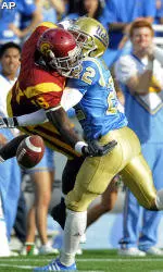 UCLA Falls to No. 5 USC, 28-7