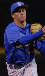 No. 5 UCLA Baseball Loses to No. 22 Oregon, 8-3