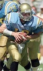 Seven Bruins Sign NFL Free Agent Contracts